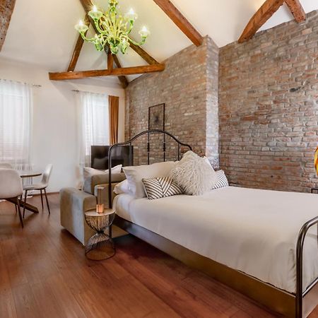 Duomo Murano Apartment With Canal View Εξωτερικό φωτογραφία