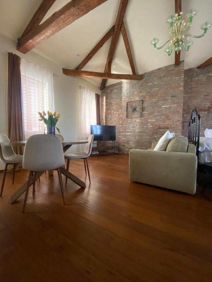 Duomo Murano Apartment With Canal View Εξωτερικό φωτογραφία