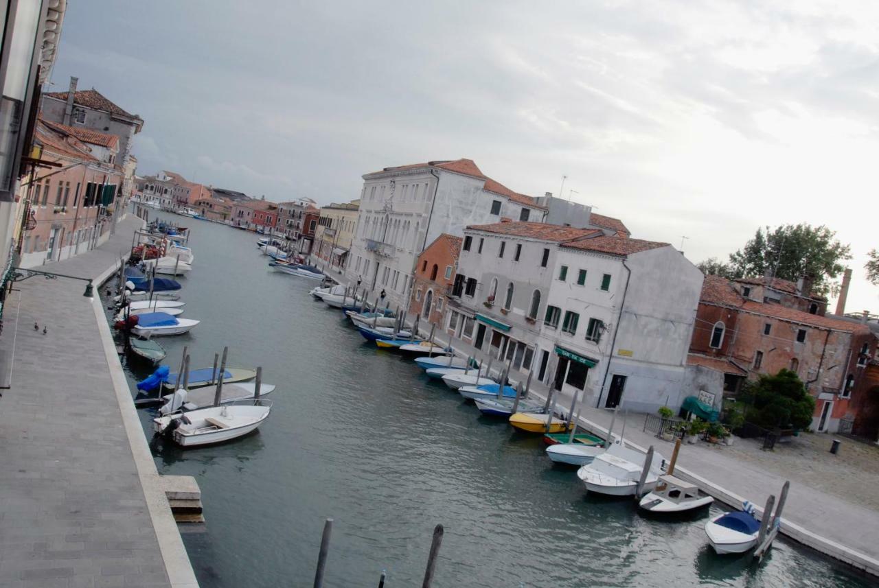 Duomo Murano Apartment With Canal View Εξωτερικό φωτογραφία